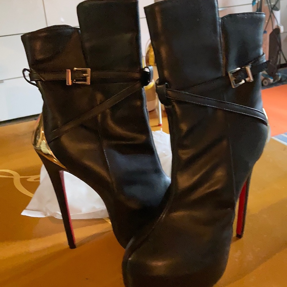 Zipper Booties